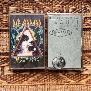 2 Def Leppard Cassette Tapes